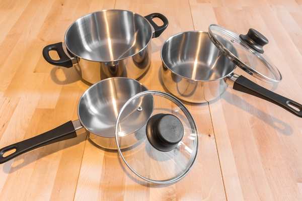 Special features Cookware