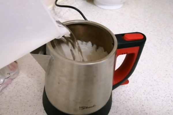 How To Remove Hard Water Stains 