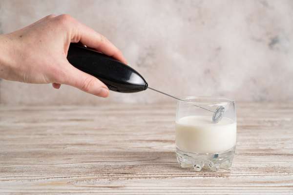 Choosing the Right Milks for Frothing