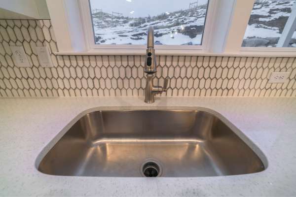 Ruvati Undermount Kitchens Sink Double Bowl