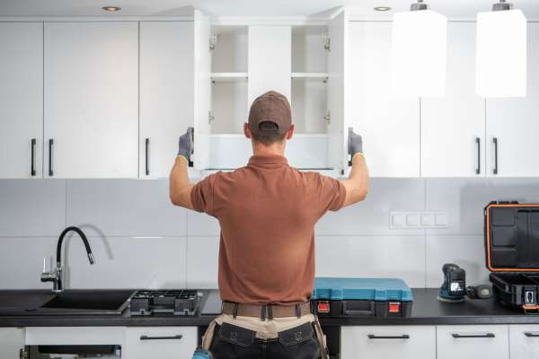 The Process Of Kitchen Cabinet Refinishing