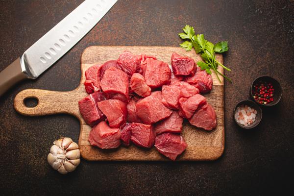 Use A Separate Cutting Board For Meat And Produce
